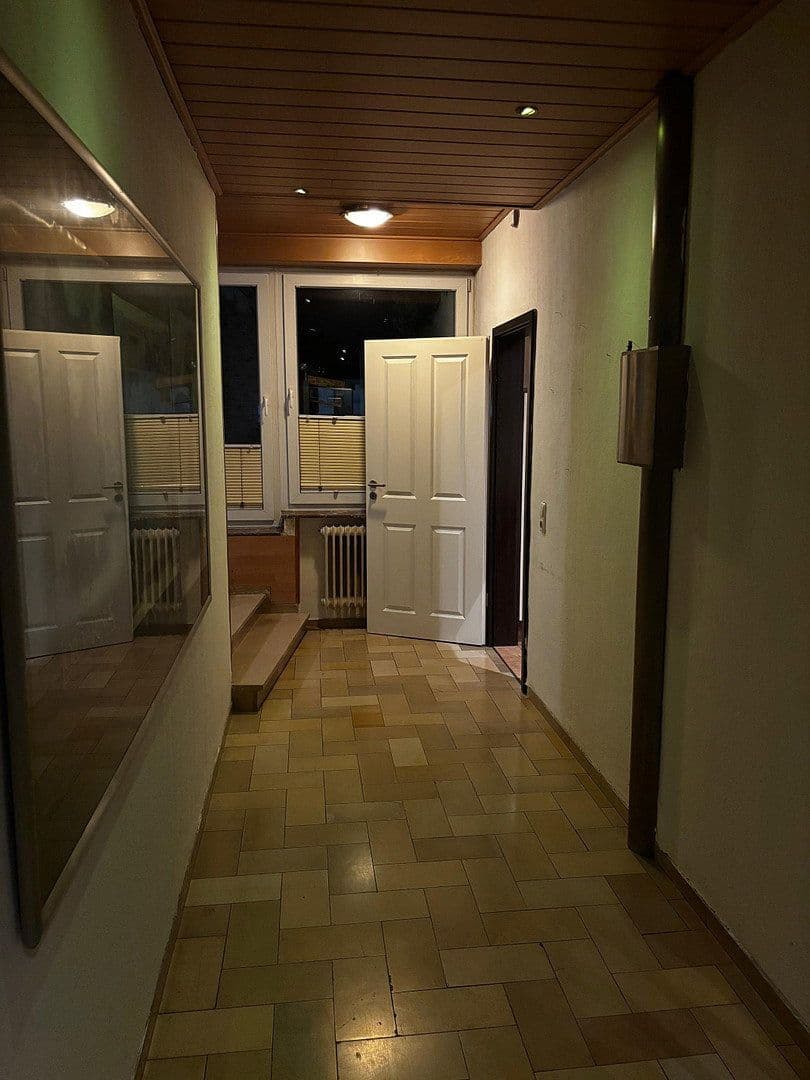 Prenájom bytu 3-izbový 122 m², Dorfstraße 24, Bramsche, Dolné Sasko Prenájom bytu 3-izbový 122 m², Dorfstraße 24, Bramsche, Dolné Sasko