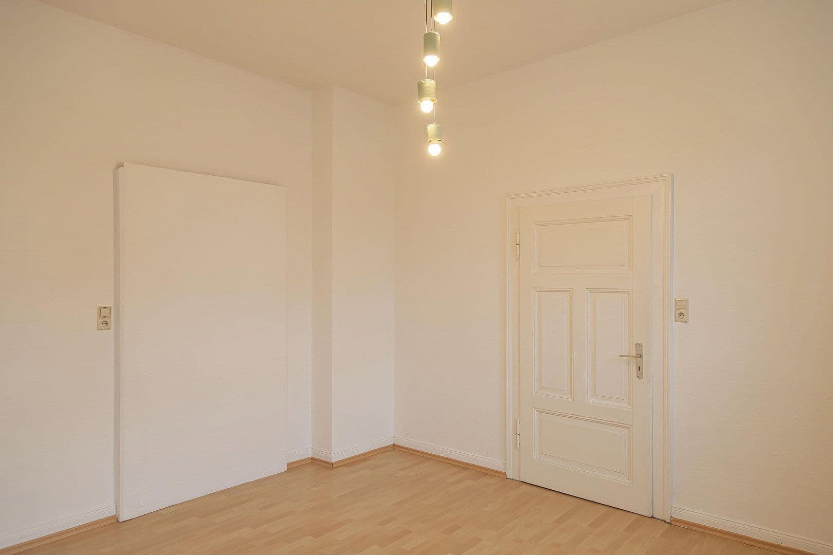 Prenájom bytu 5-izbový 118 m², Mühlenstraße 40, Melle, Dolné Sasko Prenájom bytu 5-izbový 118 m², Mühlenstraße 40, Melle, Dolné Sasko