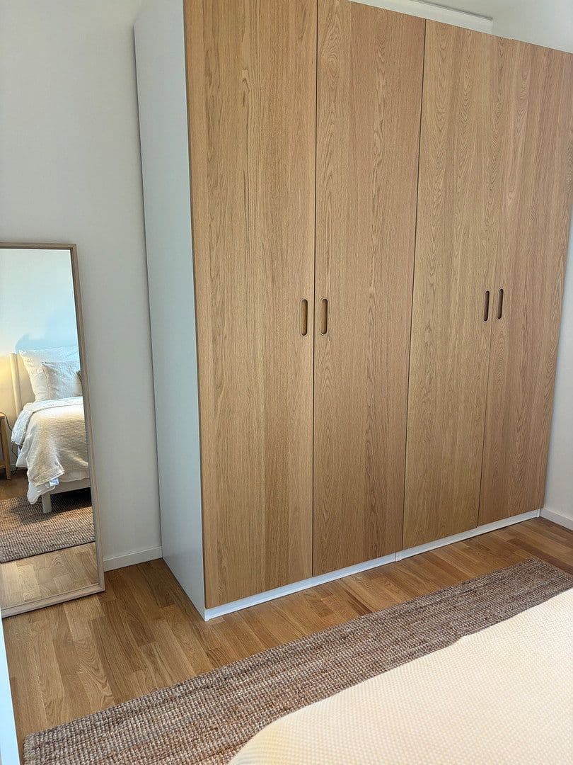 Prenájom bytu 2-izbový 56 m², Berlin, Berlín Prenájom bytu 2-izbový 56 m², Berlin, Berlín