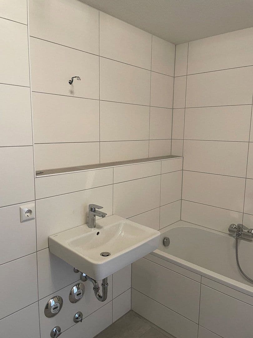 Prenájom bytu 2-izbový 68 m², Öhringen, Bádensko-Wurttembersko Prenájom bytu 2-izbový 68 m², Öhringen, Bádensko-Wurttembersko