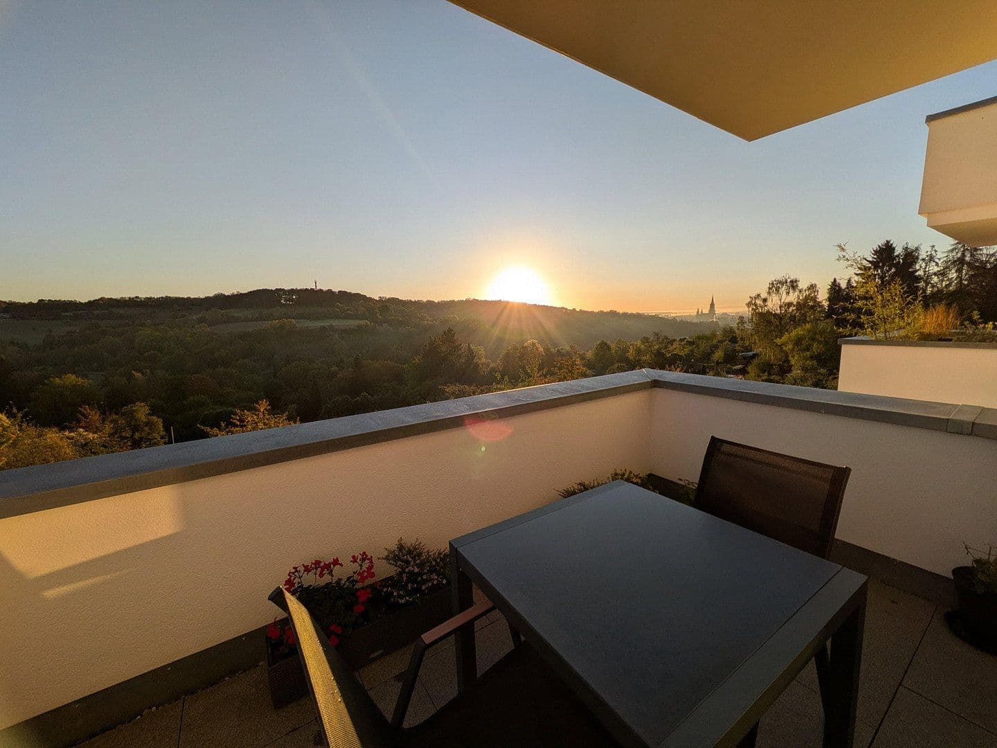 Prenájom bytu 2-izbový 55 m², Ulm, Bádensko-Wurttembersko Prenájom bytu 2-izbový 55 m², Ulm, Bádensko-Wurttembersko