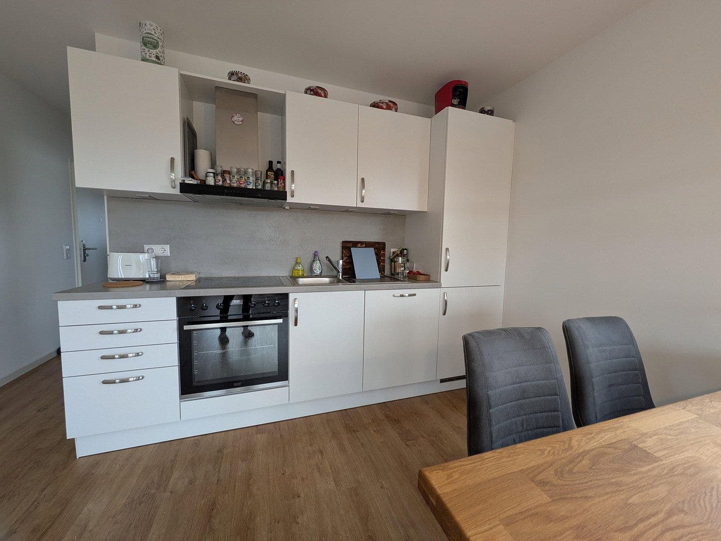 Prenájom bytu 2-izbový 55 m², Ulm, Bádensko-Wurttembersko Prenájom bytu 2-izbový 55 m², Ulm, Bádensko-Wurttembersko