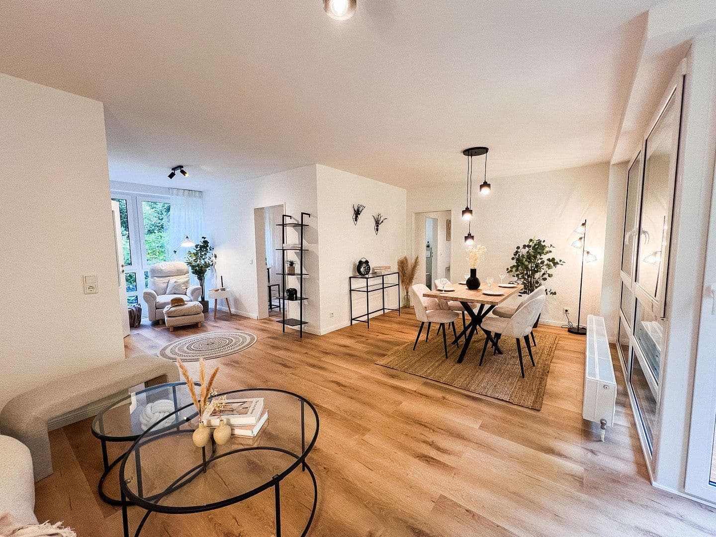 Predaj bytu 4-izbový 99 m², Bremen, Brémy Predaj bytu 4-izbový 99 m², Bremen, Brémy