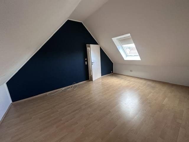 Prenájom bytu 4-izbový 81 m², Südstraße 33, Bad Driburg, Severné Porýnie - Westfálsko Prenájom bytu 4-izbový 81 m², Südstraße 33, Bad Driburg, Severné Porýnie - Westfálsko