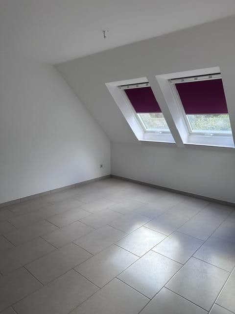 Prenájom bytu 4-izbový 81 m², Südstraße 33, Bad Driburg, Severné Porýnie - Westfálsko Prenájom bytu 4-izbový 81 m², Südstraße 33, Bad Driburg, Severné Porýnie - Westfálsko