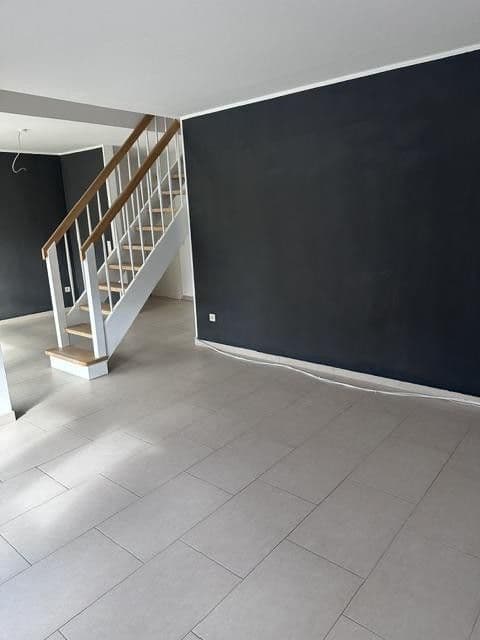 Prenájom bytu 4-izbový 81 m², Südstraße 33, Bad Driburg, Severné Porýnie - Westfálsko Prenájom bytu 4-izbový 81 m², Südstraße 33, Bad Driburg, Severné Porýnie - Westfálsko