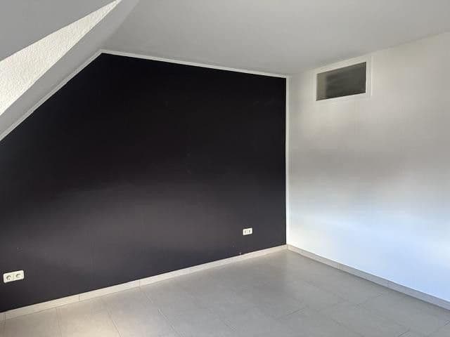 Prenájom bytu 4-izbový 81 m², Südstraße 33, Bad Driburg, Severné Porýnie - Westfálsko Prenájom bytu 4-izbový 81 m², Südstraße 33, Bad Driburg, Severné Porýnie - Westfálsko