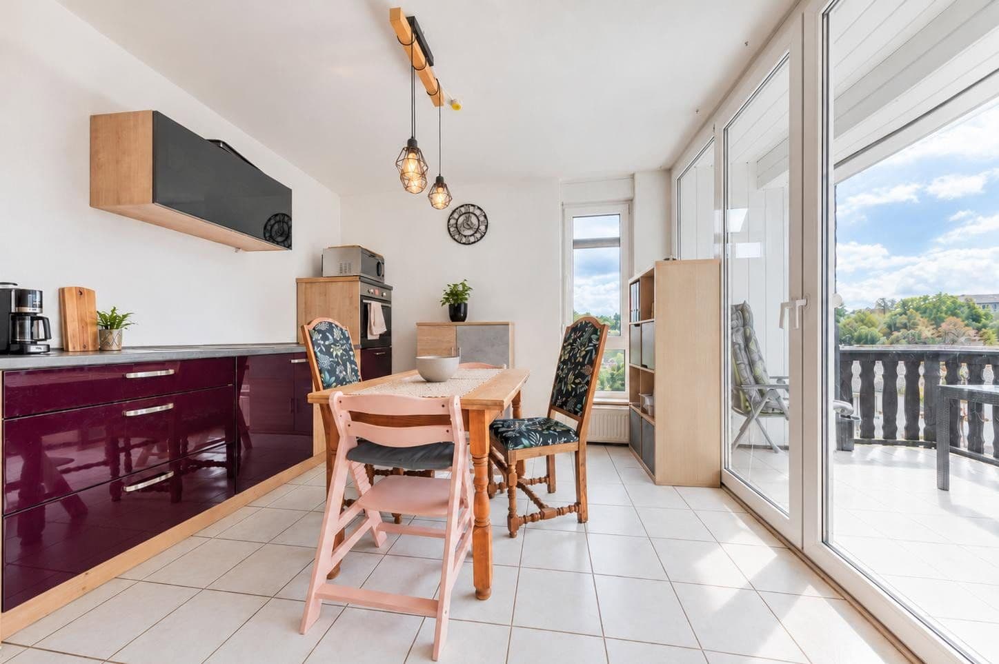 Prenájom bytu 3-izbový 93 m², Simmern/Hunsrück, Porýnie-Falcko Prenájom bytu 3-izbový 93 m², Simmern/Hunsrück, Porýnie-Falcko