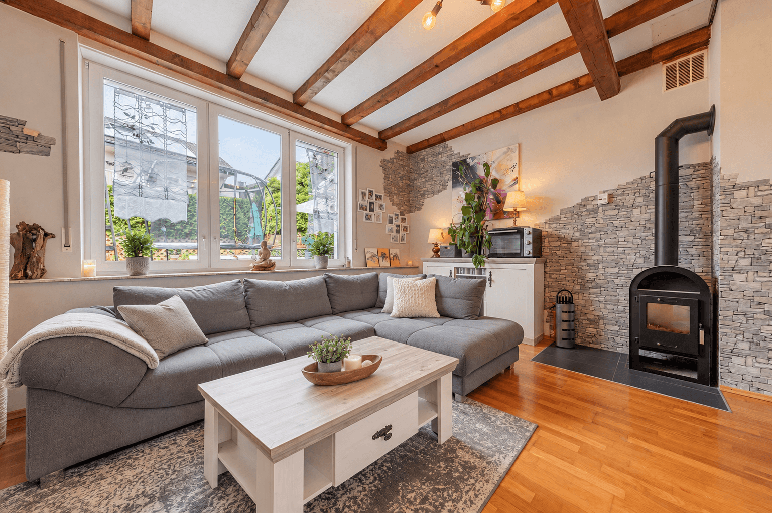 Prenájom bytu 3-izbový 93 m², Simmern/Hunsrück, Porýnie-Falcko Prenájom bytu 3-izbový 93 m², Simmern/Hunsrück, Porýnie-Falcko