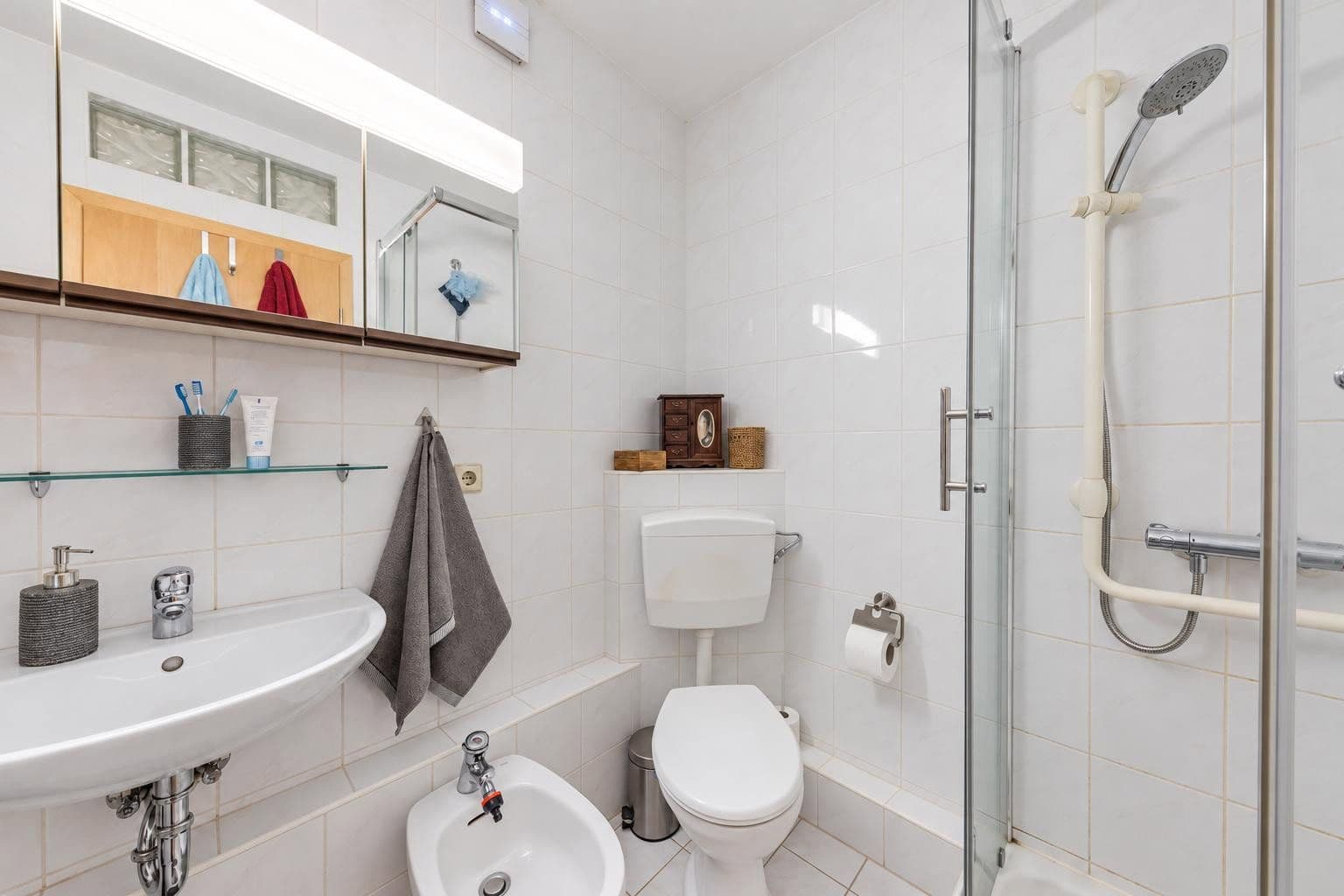 Prenájom bytu 3-izbový 93 m², Simmern/Hunsrück, Porýnie-Falcko Prenájom bytu 3-izbový 93 m², Simmern/Hunsrück, Porýnie-Falcko