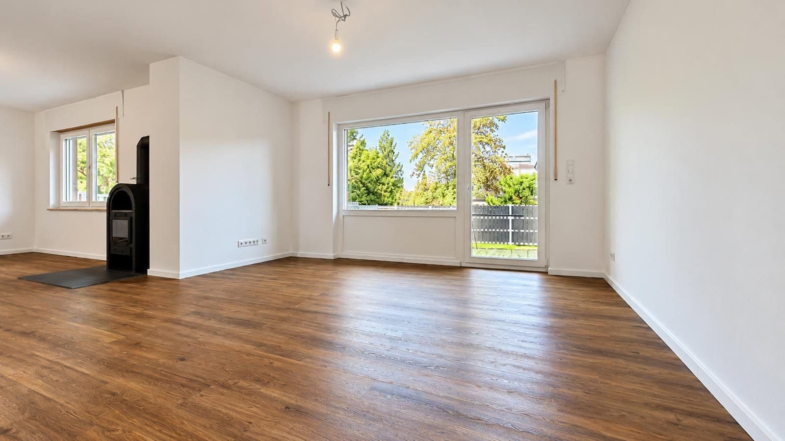Prenájom bytu 3-izbový 100 m², Agavenweg 13, Bergheim, Severné Porýnie - Westfálsko Prenájom bytu 3-izbový 100 m², Agavenweg 13, Bergheim, Severné Porýnie - Westfálsko