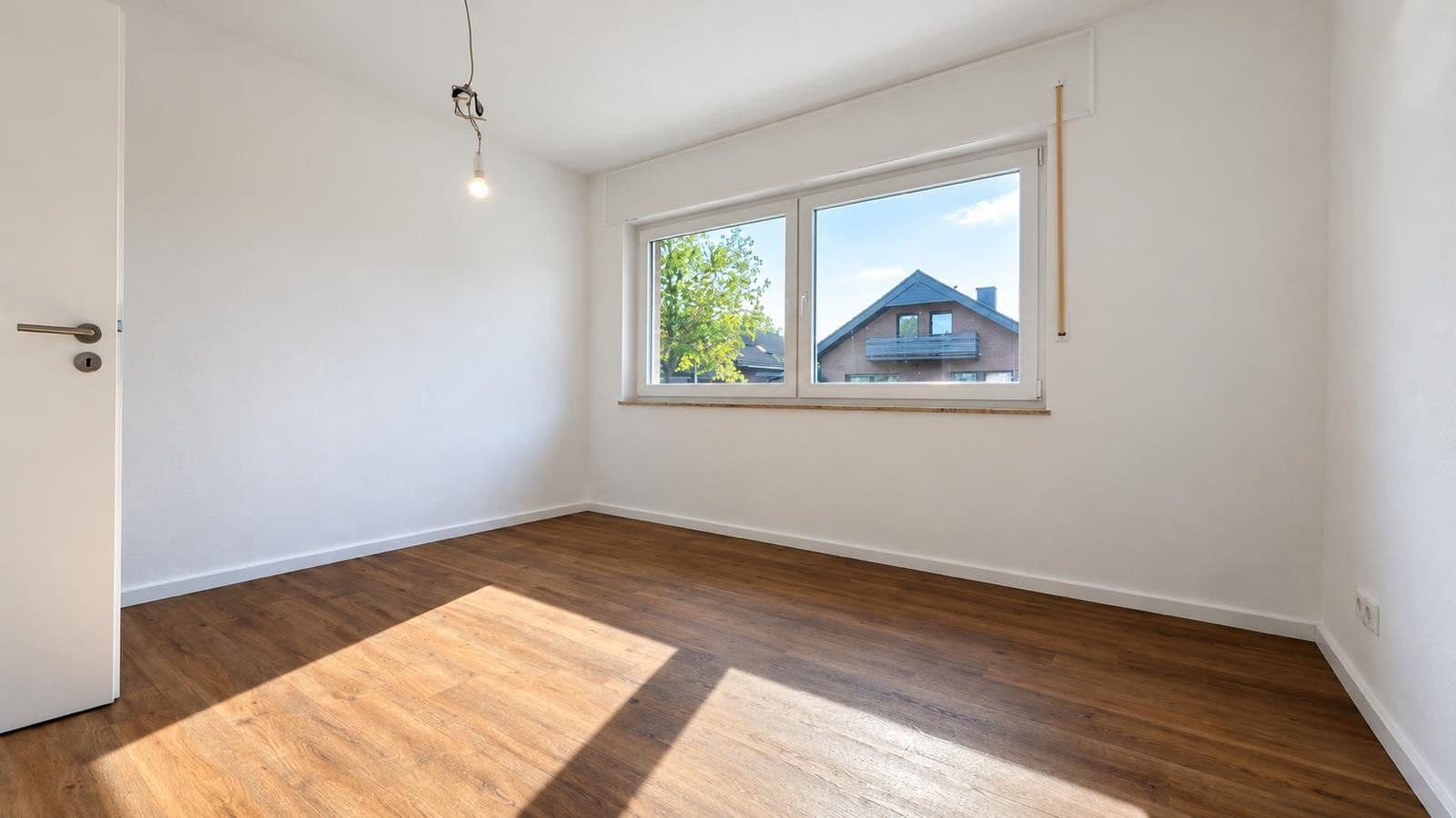 Prenájom bytu 3-izbový 100 m², Agavenweg 13, Bergheim, Severné Porýnie - Westfálsko Prenájom bytu 3-izbový 100 m², Agavenweg 13, Bergheim, Severné Porýnie - Westfálsko