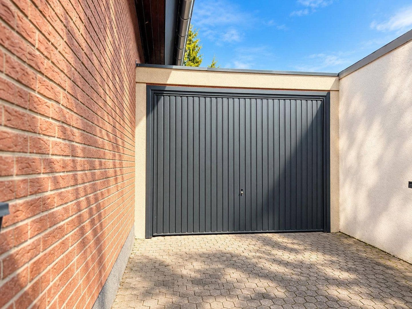 Prenájom bytu 3-izbový 100 m², Agavenweg 13, Bergheim, Severné Porýnie - Westfálsko Prenájom bytu 3-izbový 100 m², Agavenweg 13, Bergheim, Severné Porýnie - Westfálsko