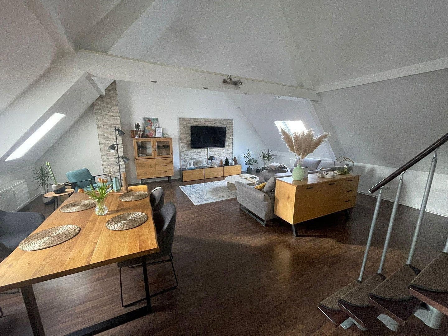 Predaj bytu 1-izbový 100 m², Spiesen-Elversberg, Sársko Predaj bytu 1-izbový 100 m², Spiesen-Elversberg, Sársko