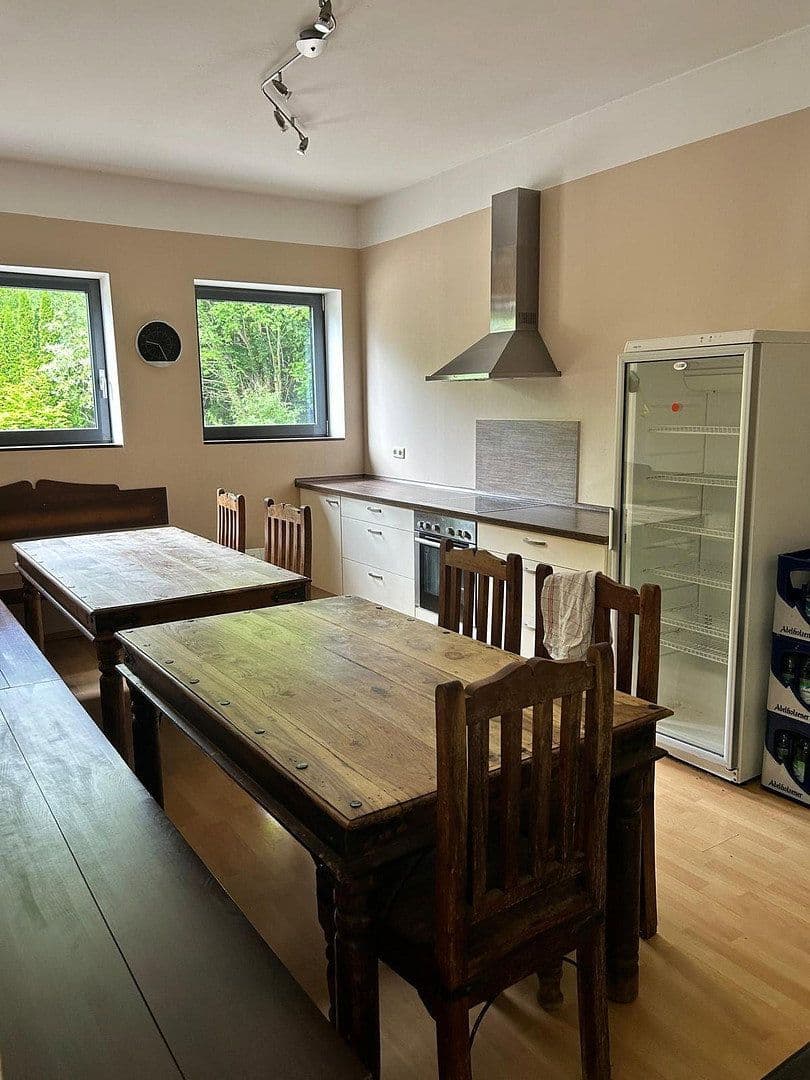 Prenájom kancelárie 571 m², Jesenwanger Strasse 50, Grafrath, Bavorsko Prenájom kancelárie 571 m², Jesenwanger Strasse 50, Grafrath, Bavorsko