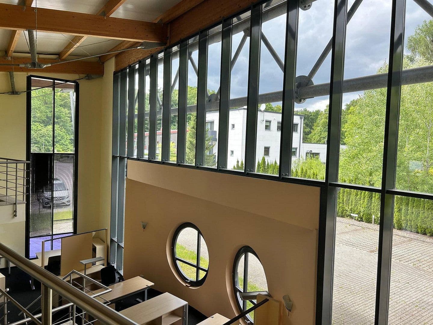 Prenájom kancelárie 571 m², Jesenwanger Strasse 50, Grafrath, Bavorsko Prenájom kancelárie 571 m², Jesenwanger Strasse 50, Grafrath, Bavorsko