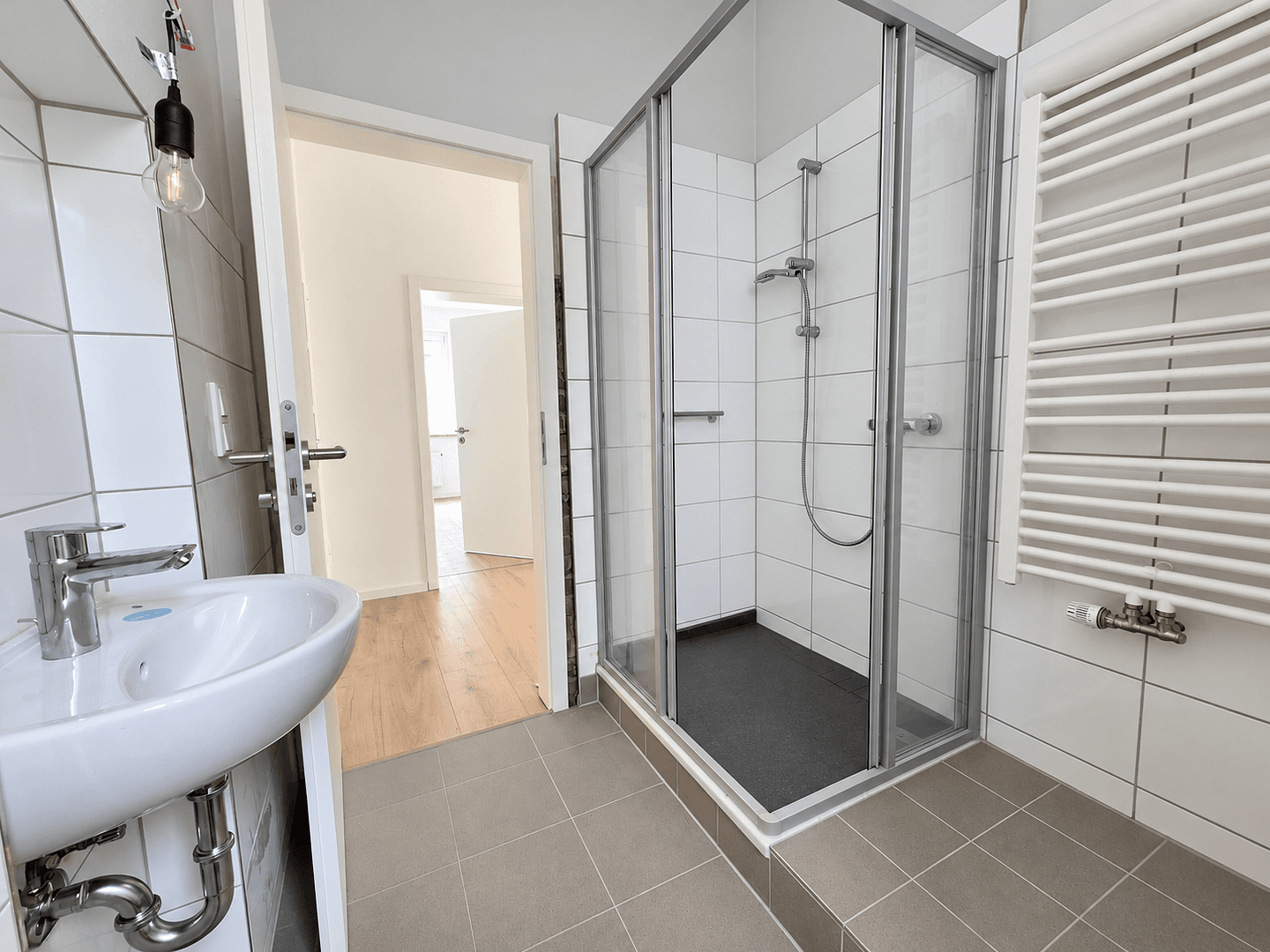 Prenájom bytu 2-izbový 57 m², Oberhausen, Severné Porýnie - Westfálsko Prenájom bytu 2-izbový 57 m², Oberhausen, Severné Porýnie - Westfálsko