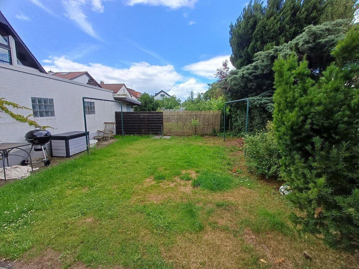Predaj domu 375 m², pozemok 598 m², Mörfelden-Walldorf, Hesensko Predaj domu 375 m², pozemok 598 m², Mörfelden-Walldorf, Hesensko