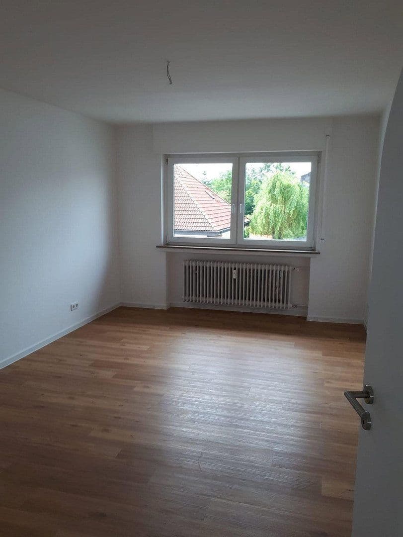 Predaj domu 375 m², pozemok 598 m², Mörfelden-Walldorf, Hesensko Predaj domu 375 m², pozemok 598 m², Mörfelden-Walldorf, Hesensko