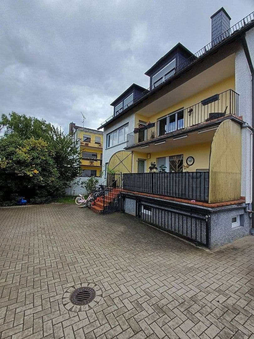 Predaj domu 375 m², pozemok 598 m², Mörfelden-Walldorf, Hesensko Predaj domu 375 m², pozemok 598 m², Mörfelden-Walldorf, Hesensko