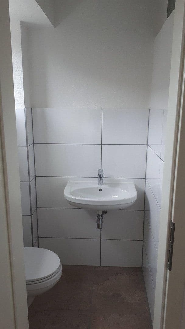 Predaj domu 375 m², pozemok 598 m², Mörfelden-Walldorf, Hesensko Predaj domu 375 m², pozemok 598 m², Mörfelden-Walldorf, Hesensko