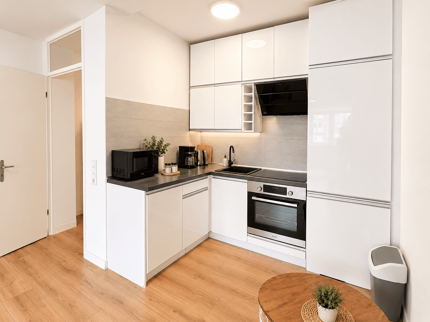 Prenájom bytu 2-izbový 55 m², Köln, Severné Porýnie - Westfálsko Prenájom bytu 2-izbový 55 m², Köln, Severné Porýnie - Westfálsko