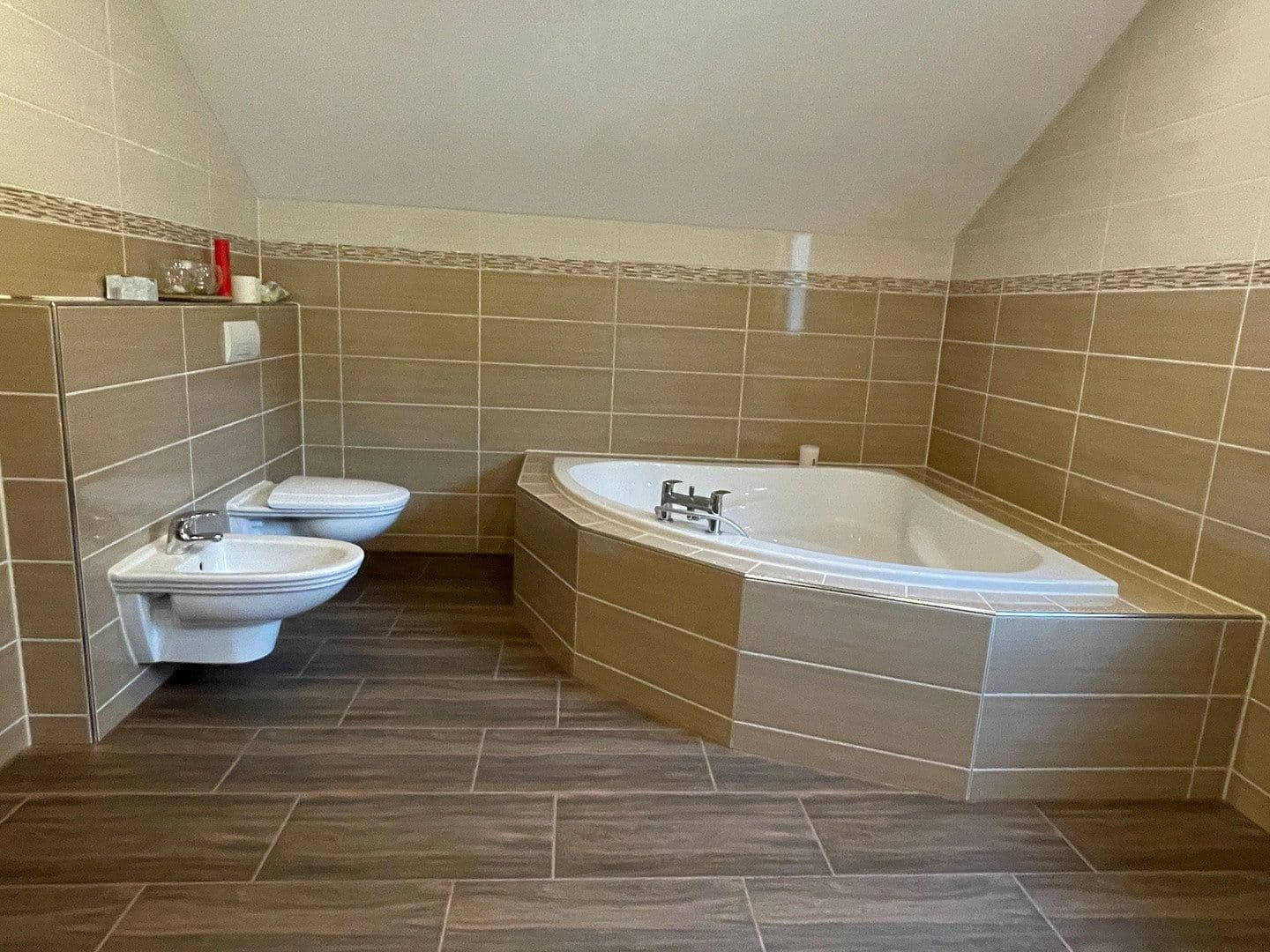 Prenájom domu 191 m², pozemok 389 m², Engelskirchen, Severné Porýnie - Westfálsko Prenájom domu 191 m², pozemok 389 m², Engelskirchen, Severné Porýnie - Westfálsko