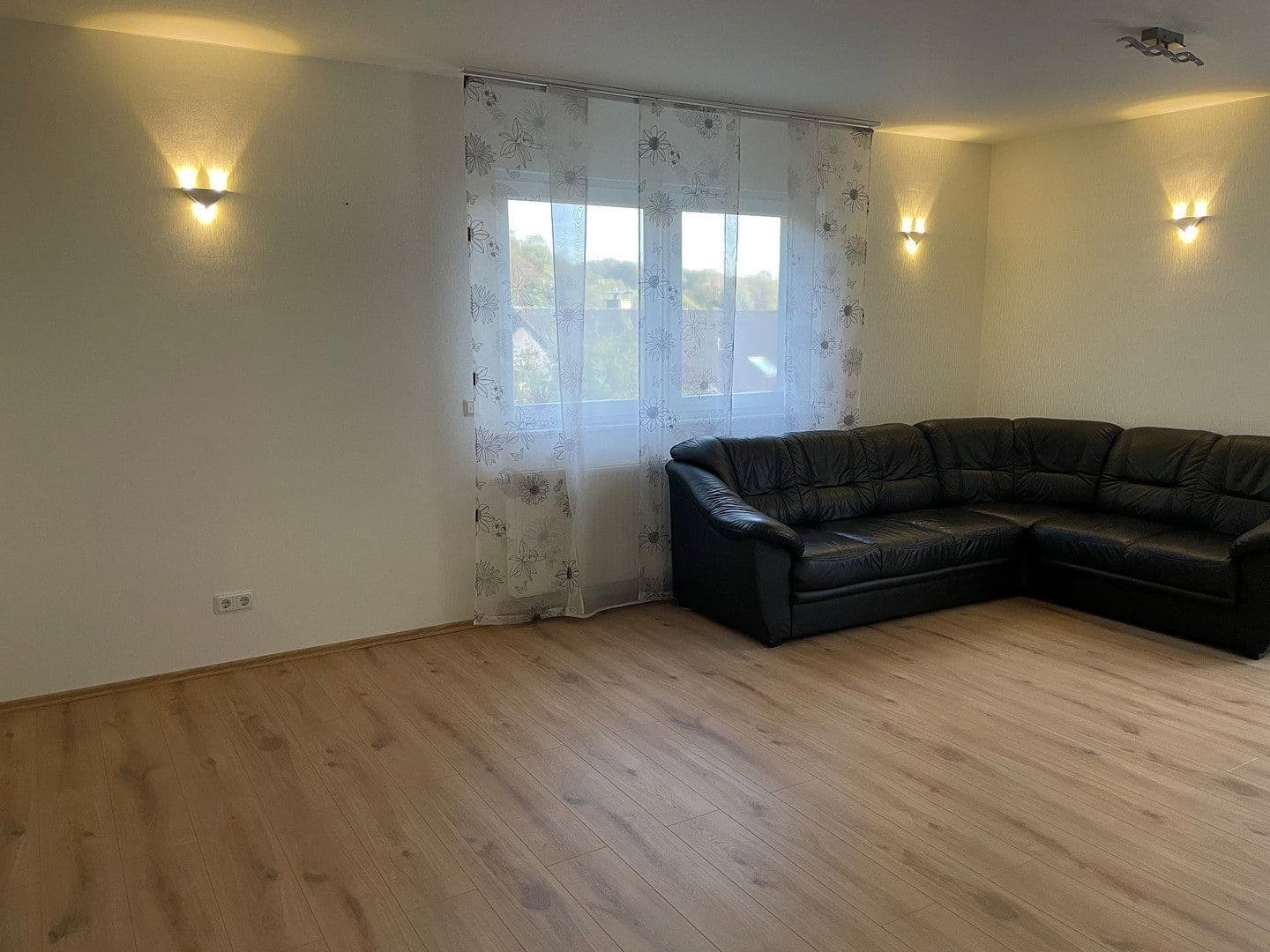 Prenájom domu 191 m², pozemok 389 m², Engelskirchen, Severné Porýnie - Westfálsko Prenájom domu 191 m², pozemok 389 m², Engelskirchen, Severné Porýnie - Westfálsko