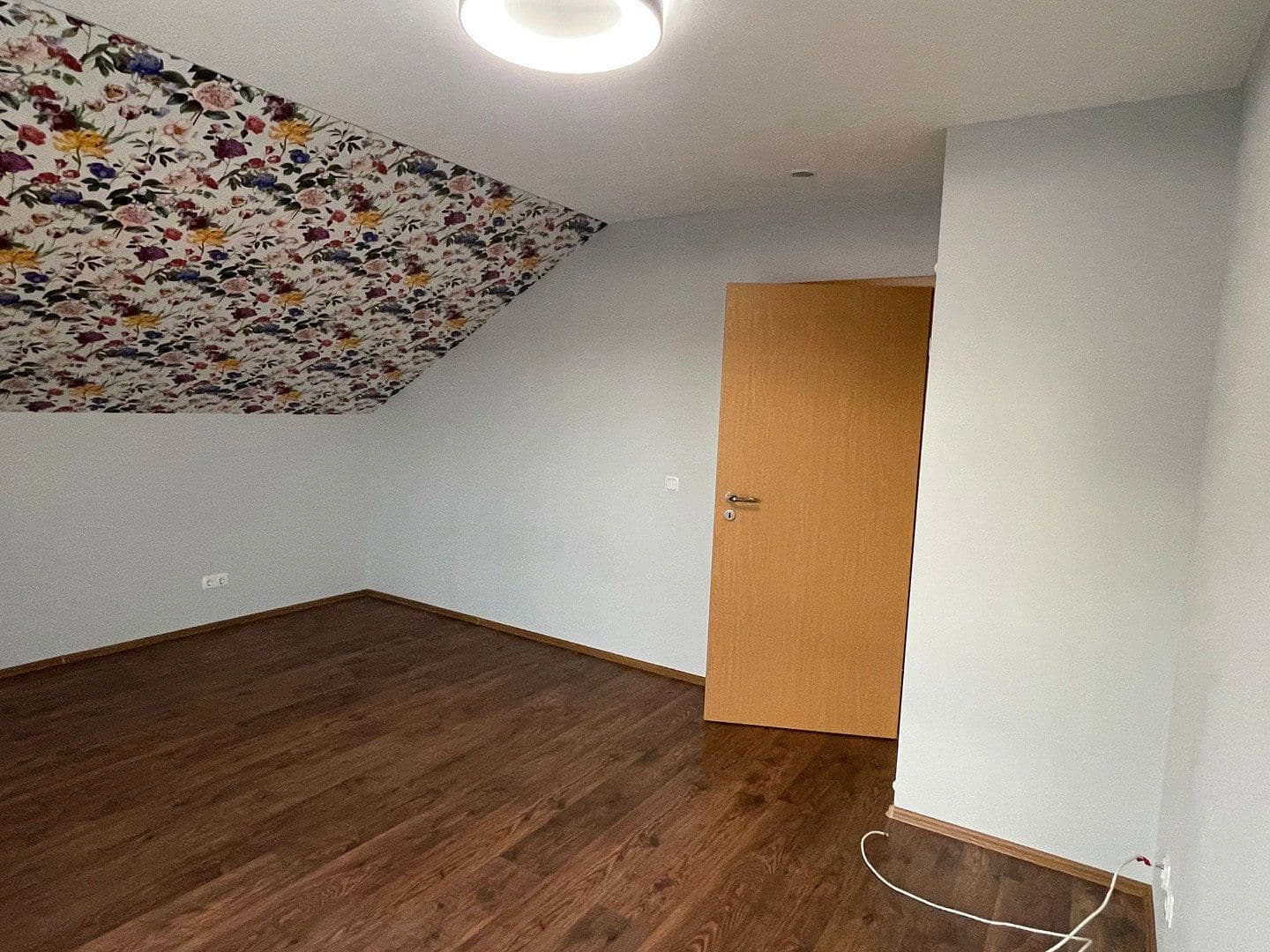 Prenájom domu 191 m², pozemok 389 m², Engelskirchen, Severné Porýnie - Westfálsko Prenájom domu 191 m², pozemok 389 m², Engelskirchen, Severné Porýnie - Westfálsko
