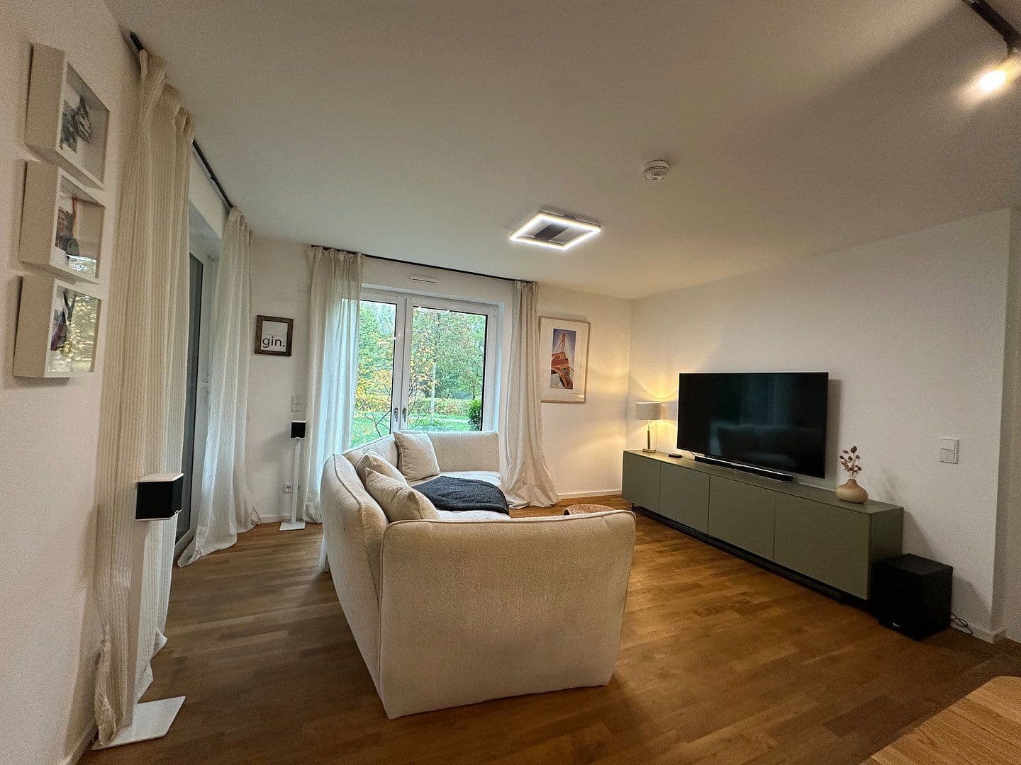 Predaj bytu 4-izbový 111 m², Julienne-Trouet-Platz 19, Hannover, Dolné Sasko Predaj bytu 4-izbový 111 m², Julienne-Trouet-Platz 19, Hannover, Dolné Sasko