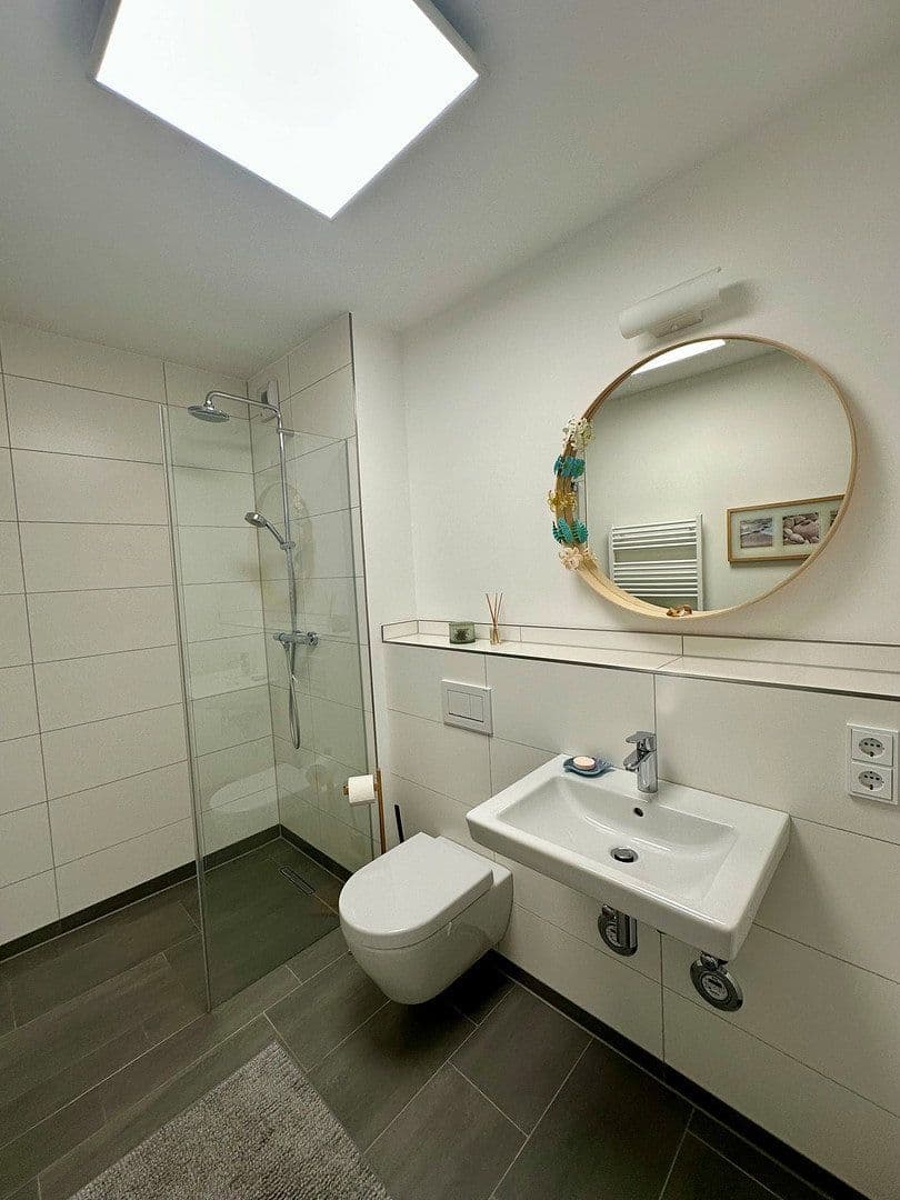 Predaj bytu 4-izbový 111 m², Julienne-Trouet-Platz 19, Hannover, Dolné Sasko Predaj bytu 4-izbový 111 m², Julienne-Trouet-Platz 19, Hannover, Dolné Sasko