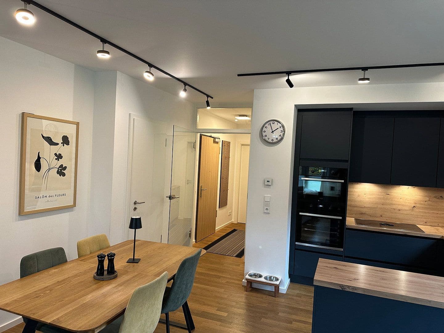 Predaj bytu 4-izbový 111 m², Julienne-Trouet-Platz 19, Hannover, Dolné Sasko Predaj bytu 4-izbový 111 m², Julienne-Trouet-Platz 19, Hannover, Dolné Sasko