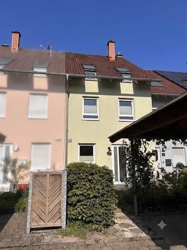 Predaj domu 108 m², pozemok 110 m², Landau in der Pfalz, Porýnie-Falcko Predaj domu 108 m², pozemok 110 m², Landau in der Pfalz, Porýnie-Falcko