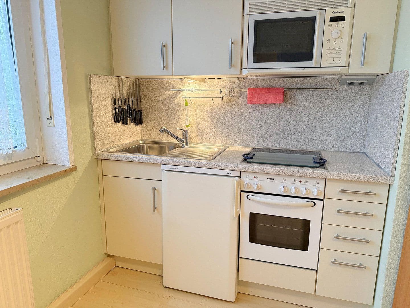 Prenájom bytu 2-izbový 40 m², Ostlandstraße 3, Augsburg, Bavorsko Prenájom bytu 2-izbový 40 m², Ostlandstraße 3, Augsburg, Bavorsko