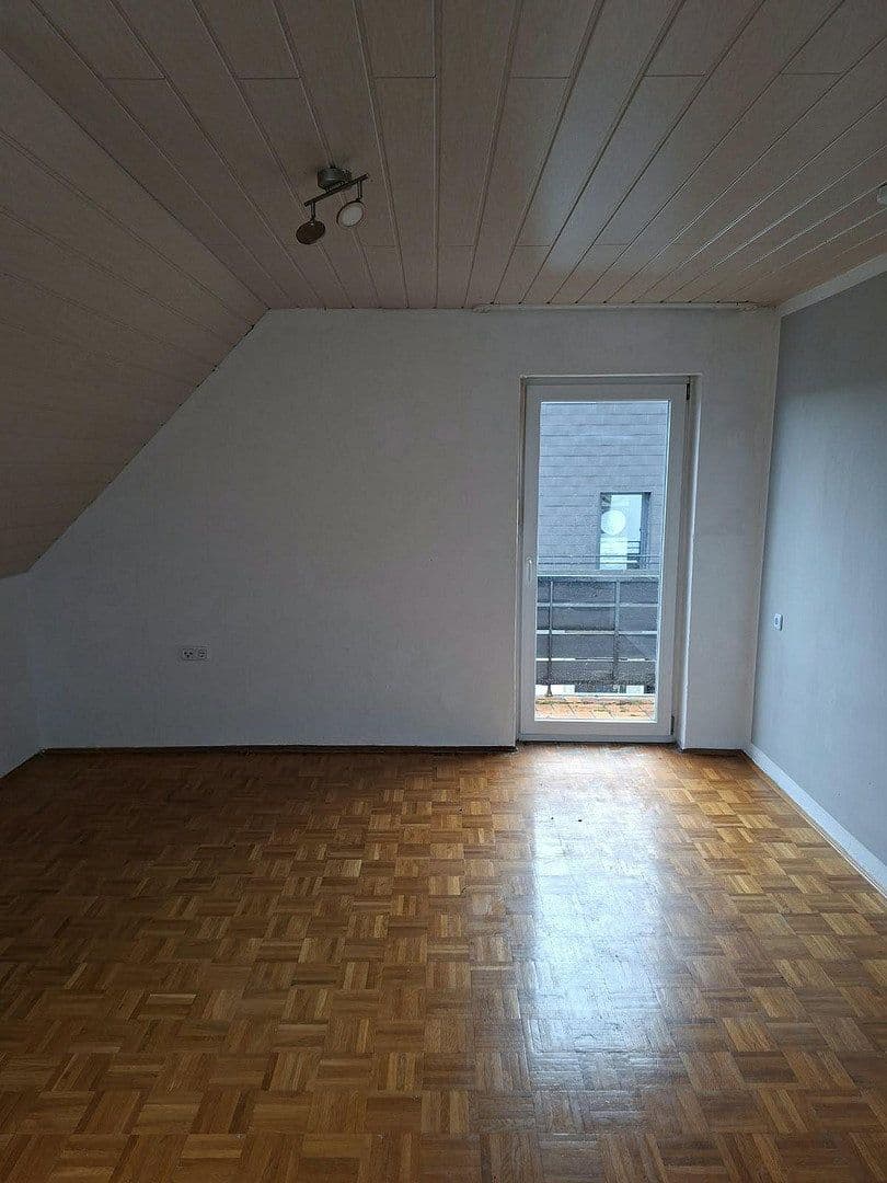 Predaj domu 147 m², pozemok 988 m², Altenstadt an der Waldnaab, Bavorsko Predaj domu 147 m², pozemok 988 m², Altenstadt an der Waldnaab, Bavorsko
