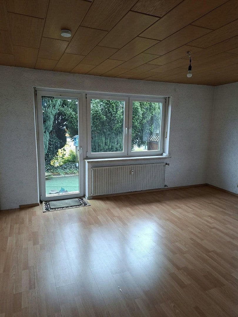 Predaj domu 147 m², pozemok 988 m², Altenstadt an der Waldnaab, Bavorsko Predaj domu 147 m², pozemok 988 m², Altenstadt an der Waldnaab, Bavorsko