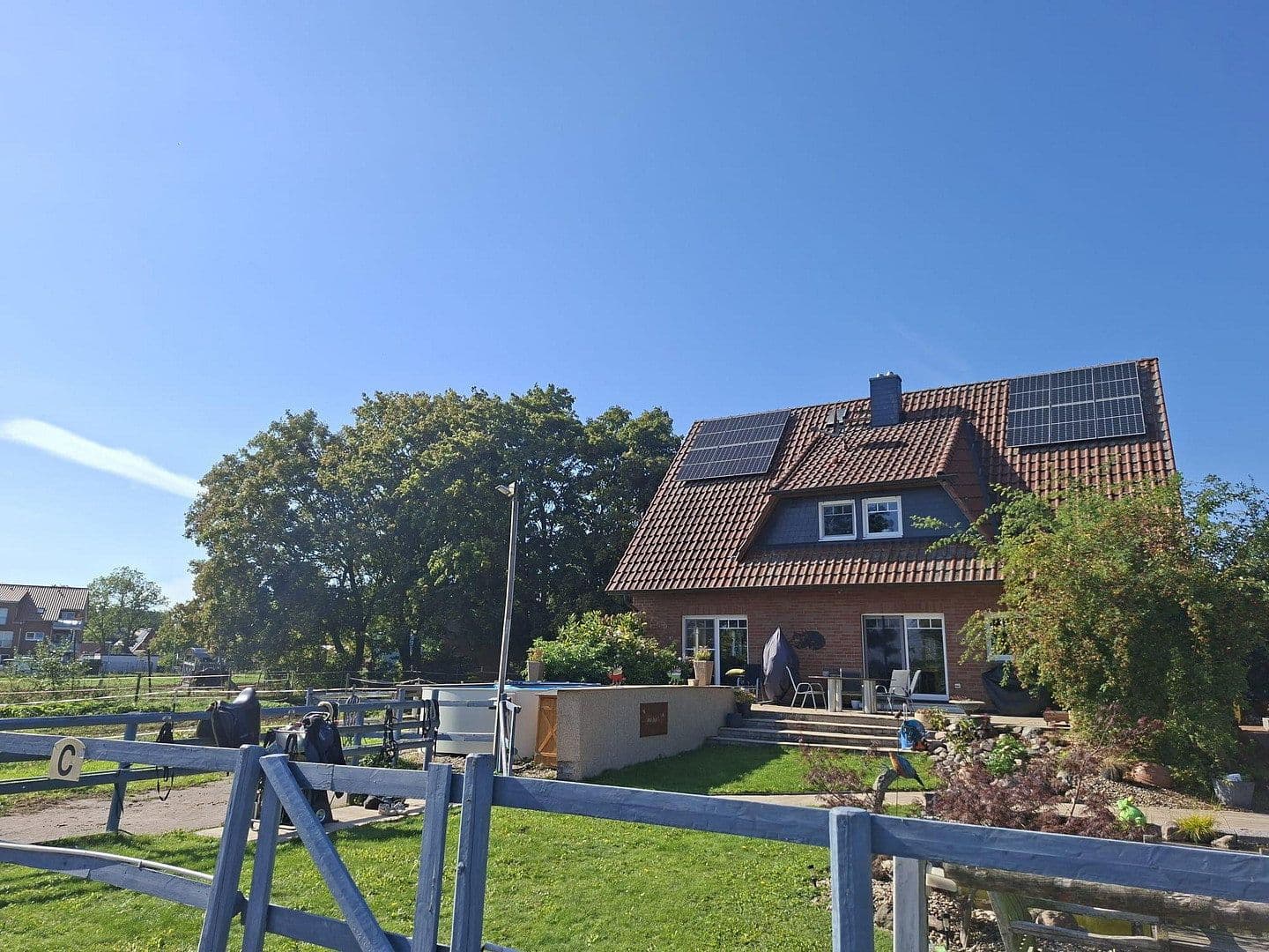 Predaj domu 193 m², pozemok 4.132 m², Drage, Dolné Sasko Predaj domu 193 m², pozemok 4.132 m², Drage, Dolné Sasko
