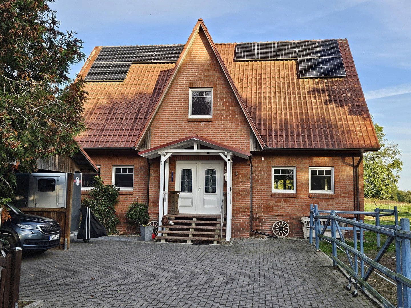 Predaj domu 193 m², pozemok 4.132 m², Drage, Dolné Sasko Predaj domu 193 m², pozemok 4.132 m², Drage, Dolné Sasko