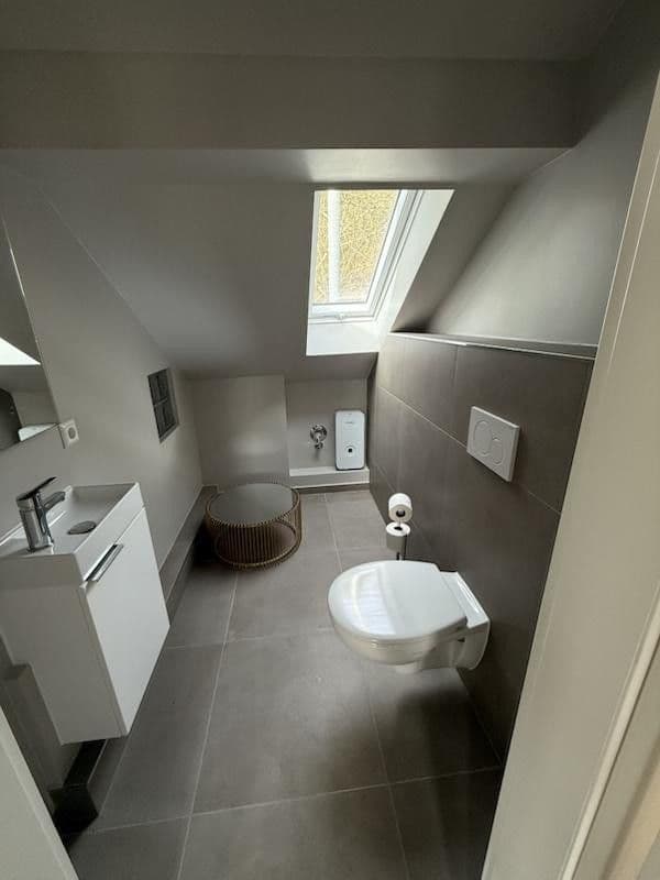 Prenájom bytu 1-izbový 56 m², Neckartenzlinger Str. 110, Reutlingen, Bádensko-Wurttembersko Prenájom bytu 1-izbový 56 m², Neckartenzlinger Str. 110, Reutlingen, Bádensko-Wurttembersko