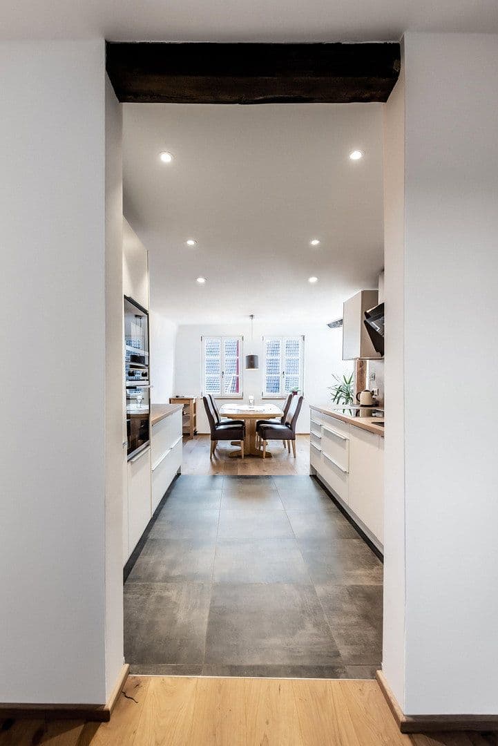 Prenájom bytu 3-izbový 127 m², Amtsgasse 6, Östringen, Bádensko-Wurttembersko Prenájom bytu 3-izbový 127 m², Amtsgasse 6, Östringen, Bádensko-Wurttembersko