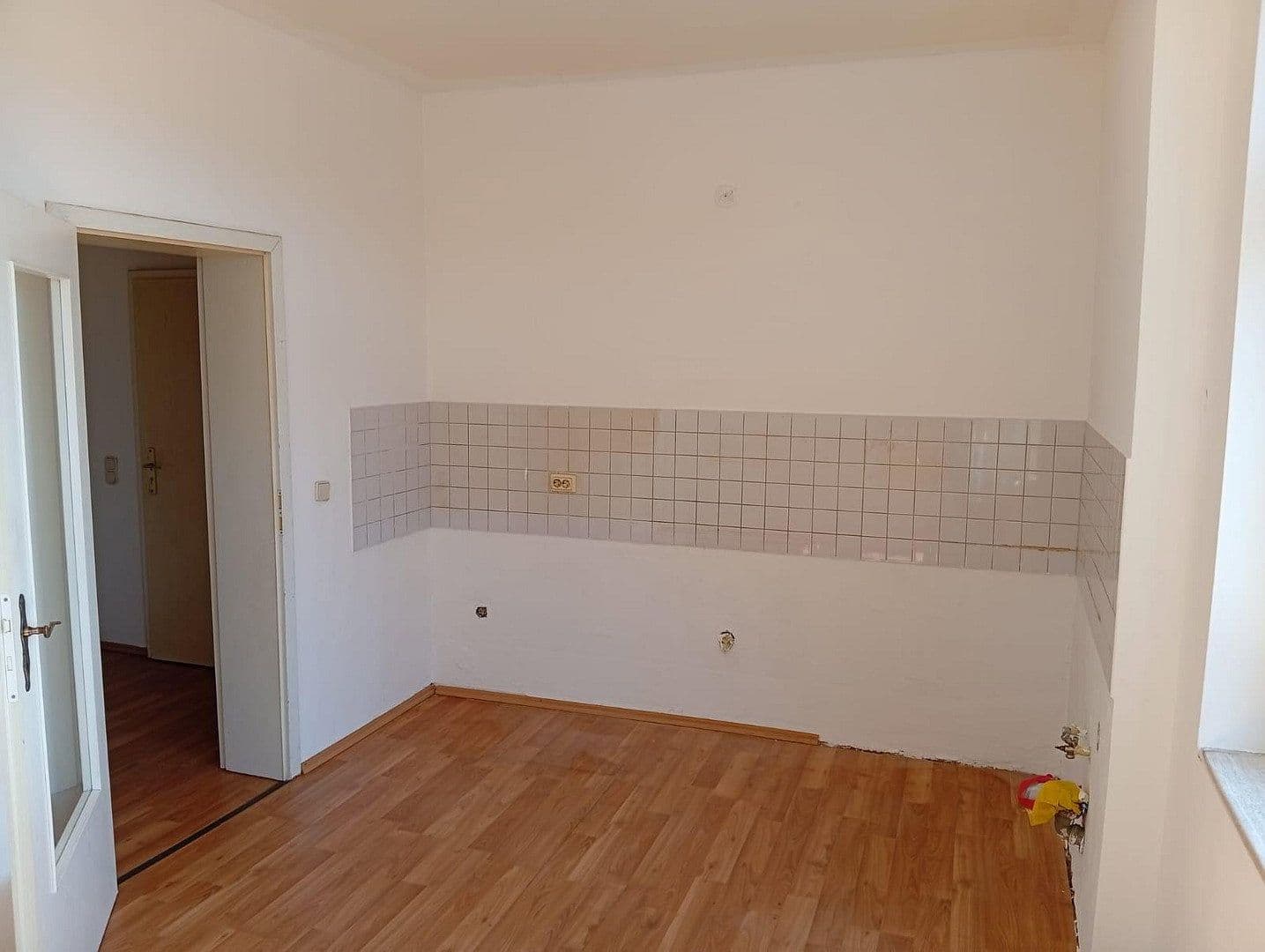 Prenájom bytu 3-izbový 80 m², Wilhelm-Liebknecht-Str. 6, Merseburg, Sasko-Anhaltsko Prenájom bytu 3-izbový 80 m², Wilhelm-Liebknecht-Str. 6, Merseburg, Sasko-Anhaltsko
