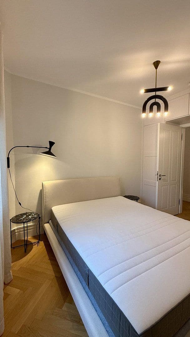 Prenájom bytu 2-izbový 67 m², Berlin, Berlín Prenájom bytu 2-izbový 67 m², Berlin, Berlín
