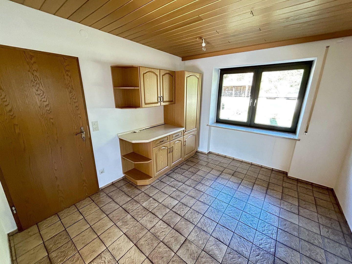 Prenájom bytu 4-izbový 140 m², Eichstätt, Bavorsko Prenájom bytu 4-izbový 140 m², Eichstätt, Bavorsko