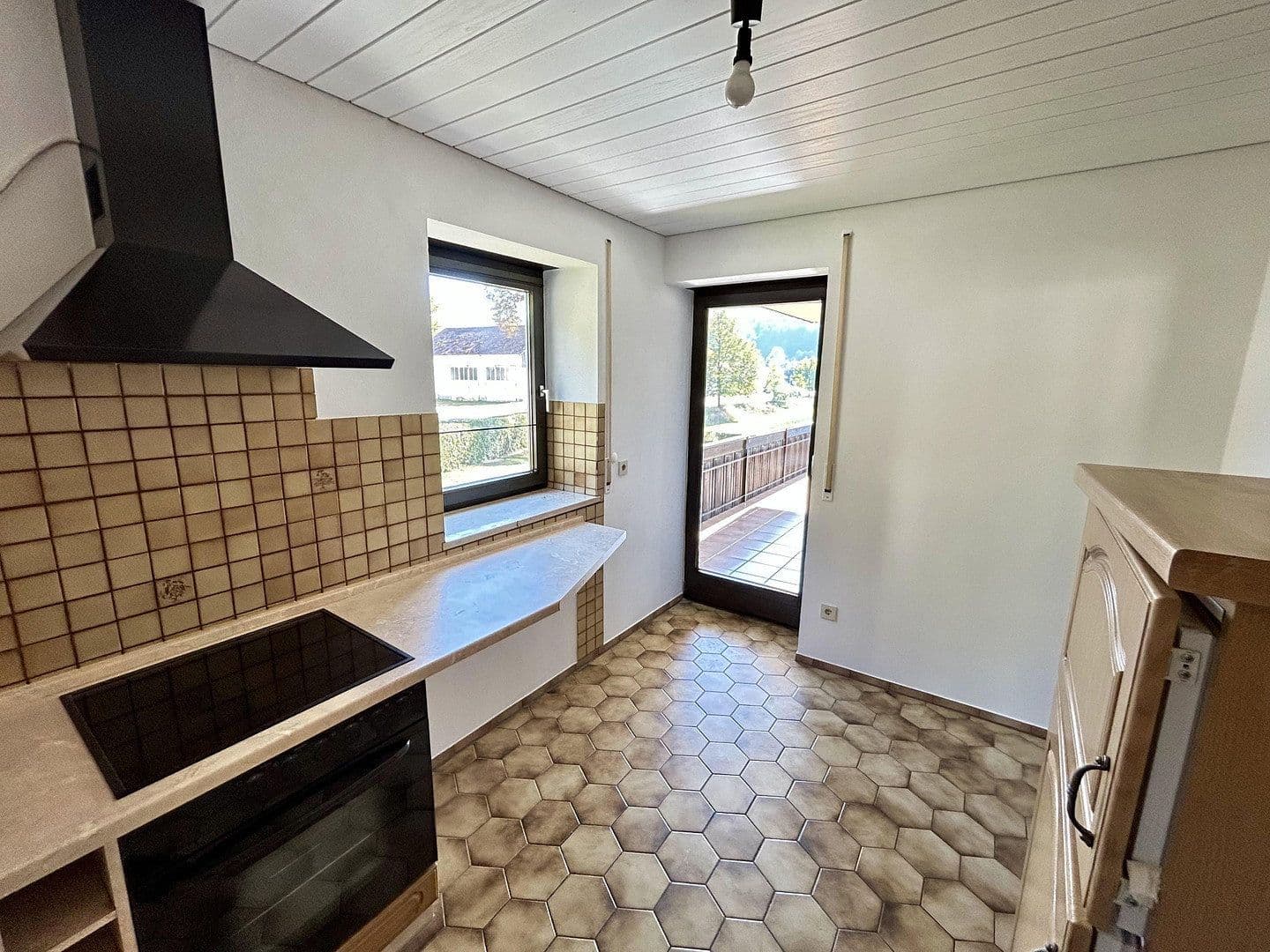 Prenájom bytu 4-izbový 140 m², Eichstätt, Bavorsko Prenájom bytu 4-izbový 140 m², Eichstätt, Bavorsko