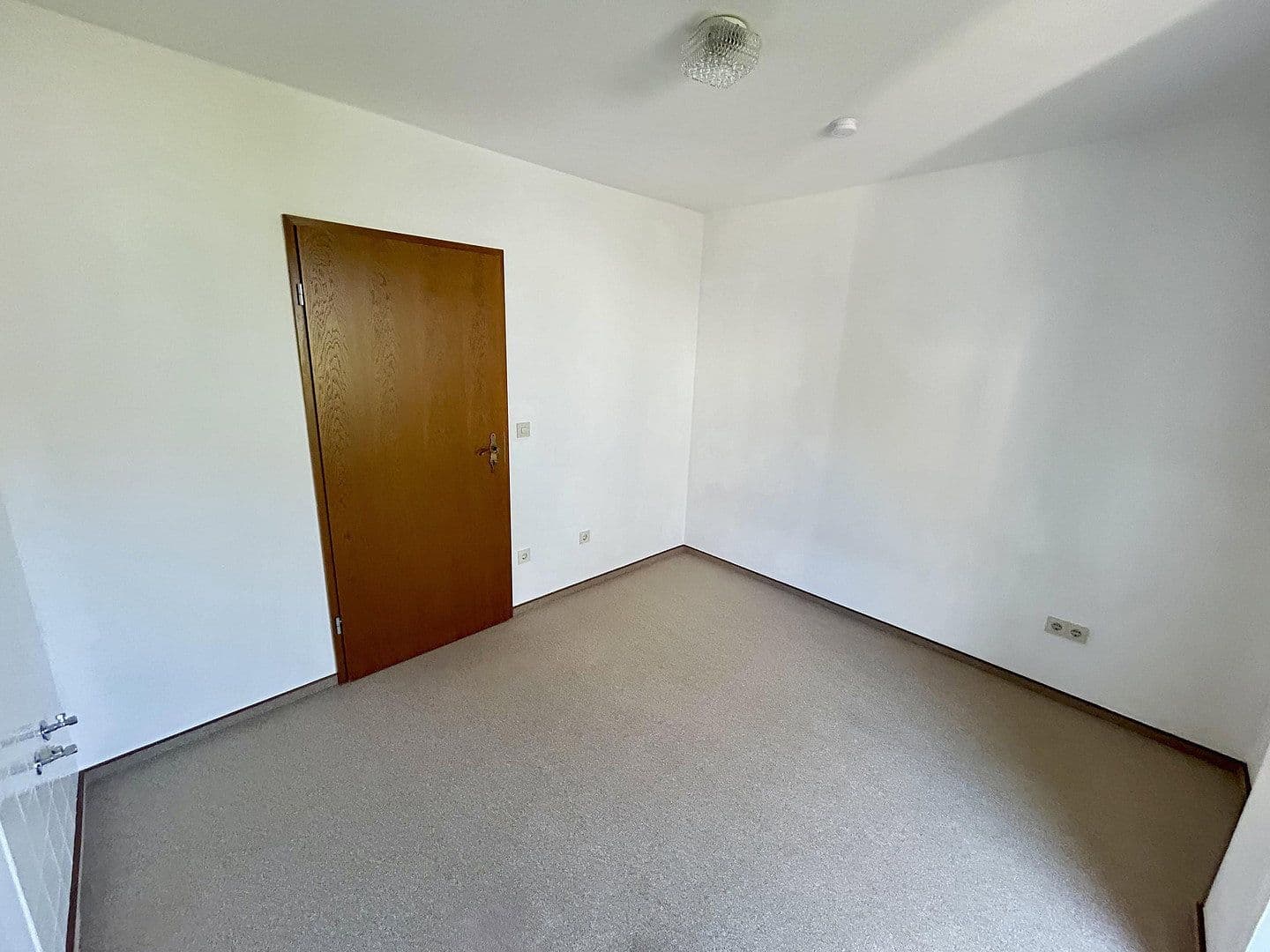 Prenájom bytu 4-izbový 140 m², Eichstätt, Bavorsko Prenájom bytu 4-izbový 140 m², Eichstätt, Bavorsko