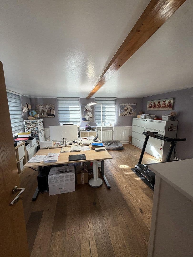 Predaj domu 158 m², pozemok 410 m², Homburger Landstrasse 186, Frankfurt, Hesensko Predaj domu 158 m², pozemok 410 m², Homburger Landstrasse 186, Frankfurt, Hesensko