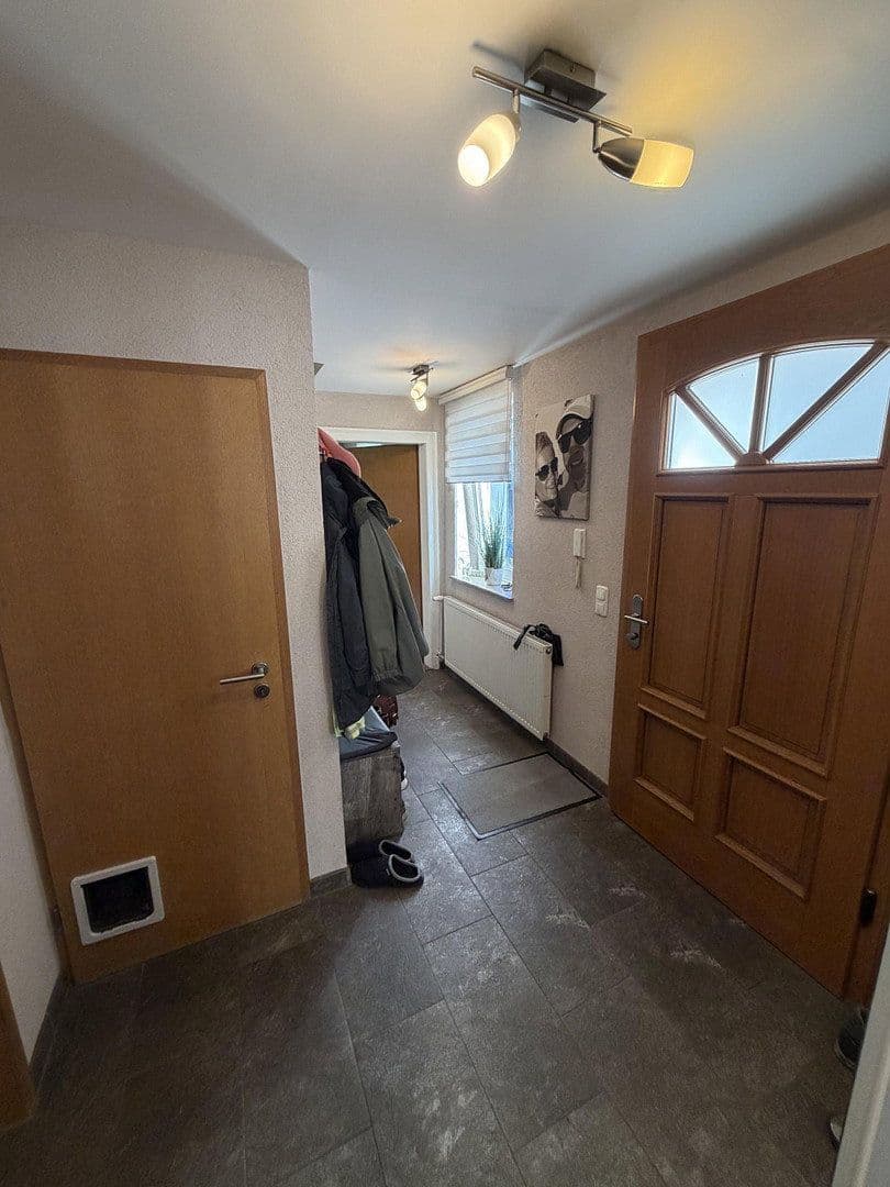 Predaj domu 158 m², pozemok 410 m², Homburger Landstrasse 186, Frankfurt, Hesensko Predaj domu 158 m², pozemok 410 m², Homburger Landstrasse 186, Frankfurt, Hesensko