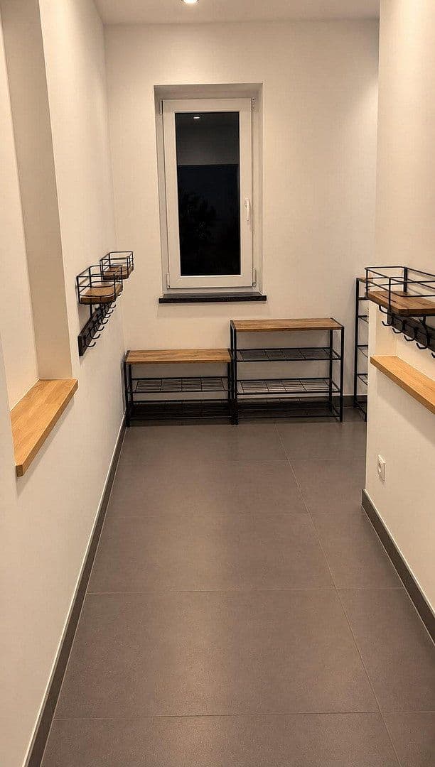 Prenájom bytu 4-izbový 130 m², Erlangen, Bavorsko Prenájom bytu 4-izbový 130 m², Erlangen, Bavorsko