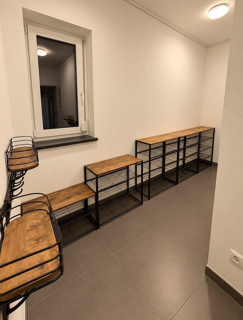 Prenájom bytu 4-izbový 130 m², Erlangen, Bavorsko Prenájom bytu 4-izbový 130 m², Erlangen, Bavorsko