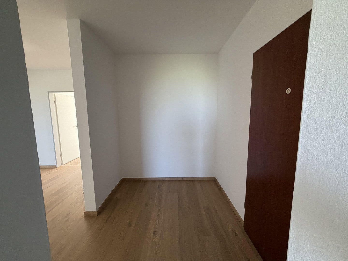 Prenájom bytu 3-izbový 90 m², Schwarzenbergstrasse 13, Rosenheim/ Pang, Bavorsko Prenájom bytu 3-izbový 90 m², Schwarzenbergstrasse 13, Rosenheim/ Pang, Bavorsko